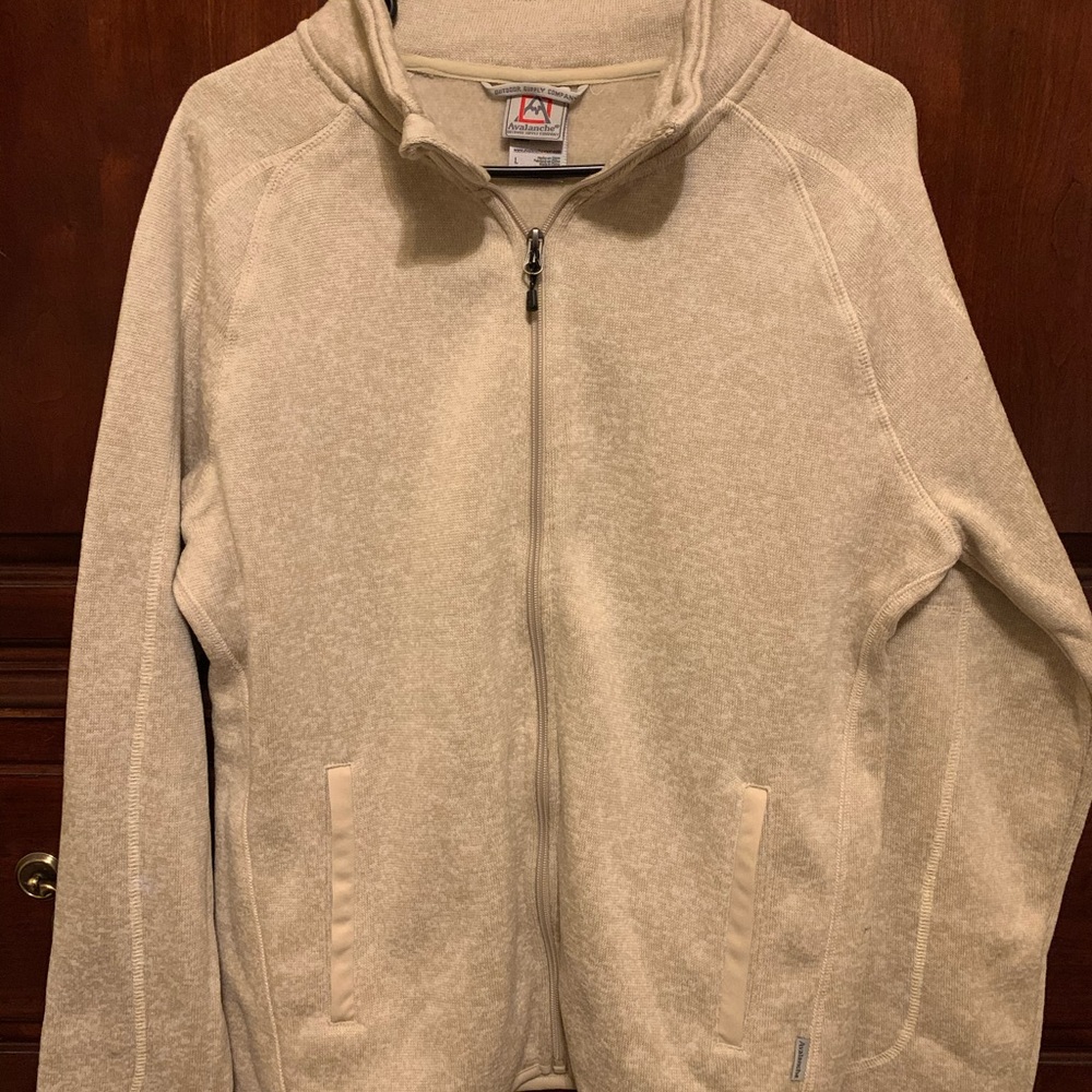 NWT Avalanche zip up jacket .